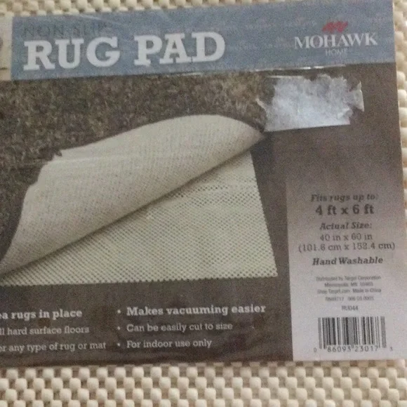 COPY - Rug - Picture 2 of 5